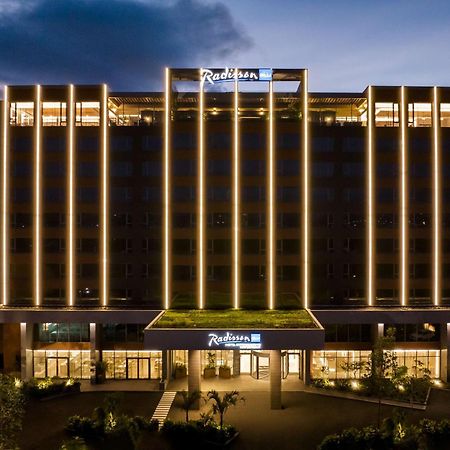 Radisson Blu Hotel Antananarivo Waterfront Exterior foto