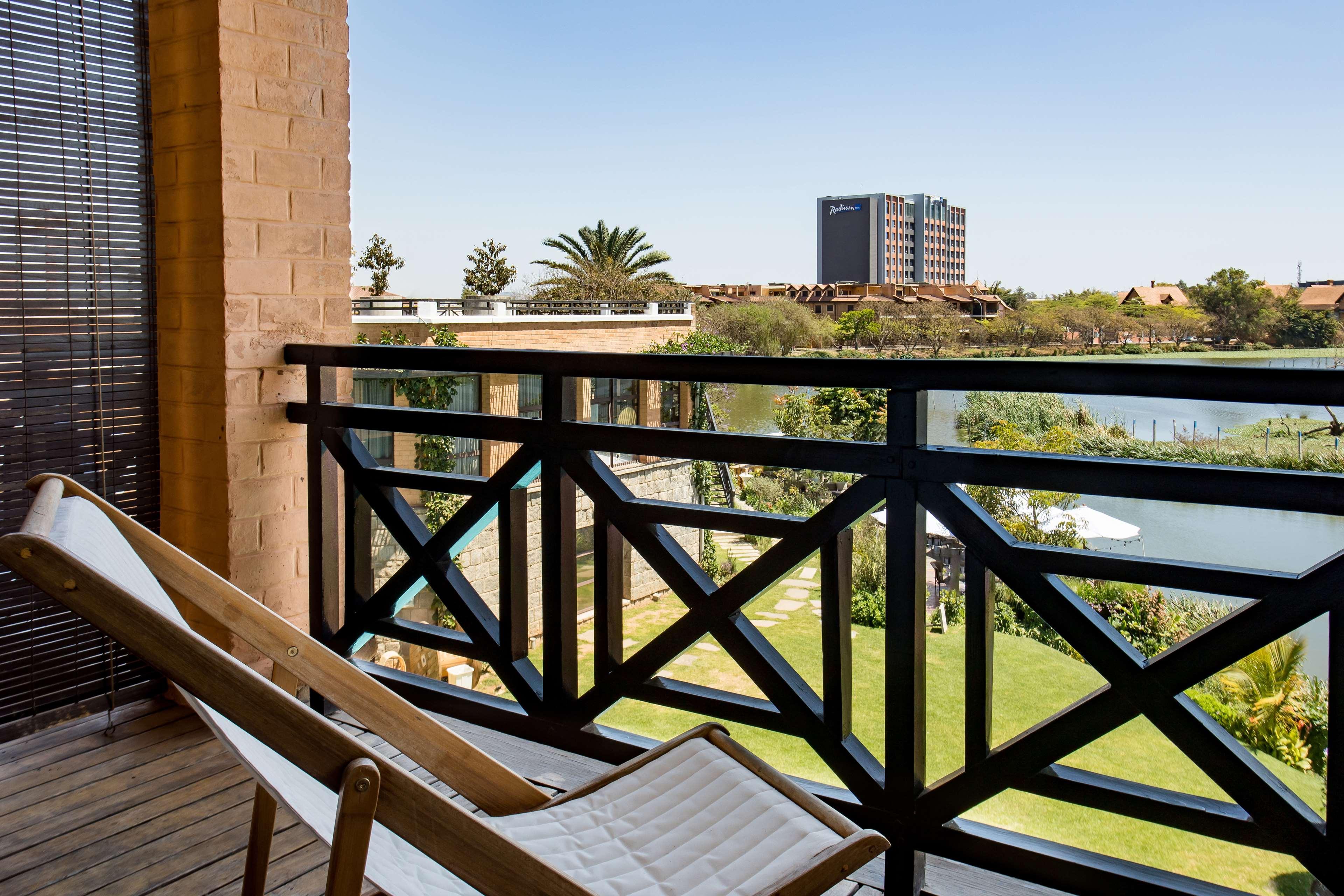 Radisson Blu Hotel Antananarivo Waterfront Exterior foto